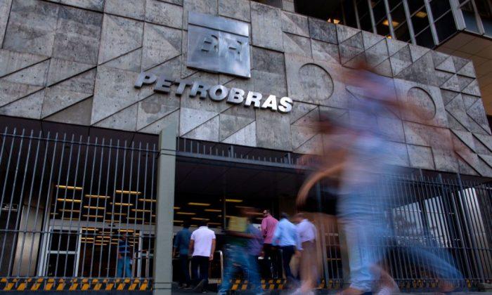 Glencore, Trafigura, Vitol Bribed Petrobras Staff: Brazil Prosecutors