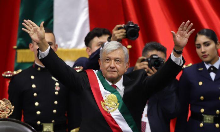 Mexico’s Top Court Suspends Public Sector Pay Cuts Law