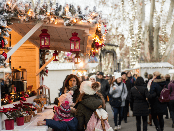 Christmas market stands throughout the city sell handcrafted Croatian goods. (Akmadza Lidija/Zagreb Tourist Board)