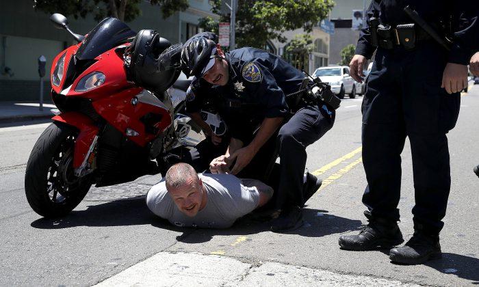 Lawmakers Seek to Limit Police Use of Force in California