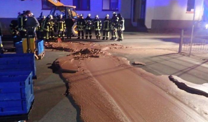 One Ton of Chocolate Spills Onto Street in Germany, Forcing Cleanup With Shovels