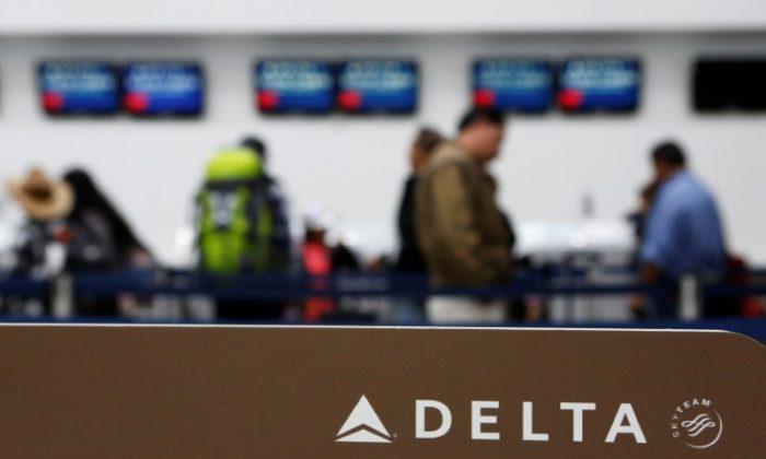 Delta Air Lines Shares Drop on Weak Revenue Outlook