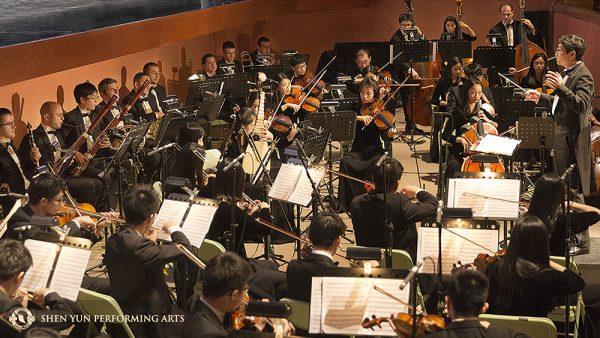 Shen Yun features a unique orchestra that harmoniously blends traditional Chinese instruments and Western instruments. (Courtesy of Shen Yun Performing Arts)