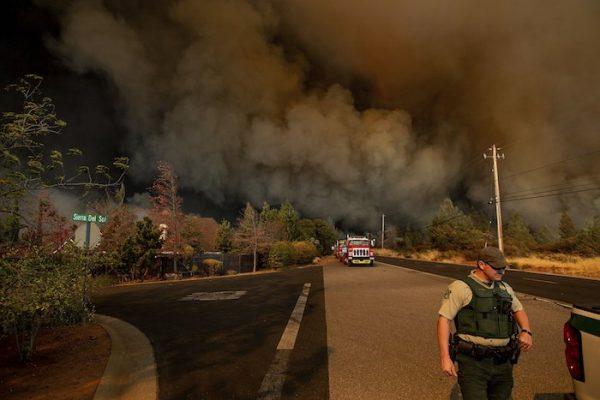 The Camp Fire rages through Paradise, Calif., on Nov. 8, 2018. (AP Photo/Noah Berger)
