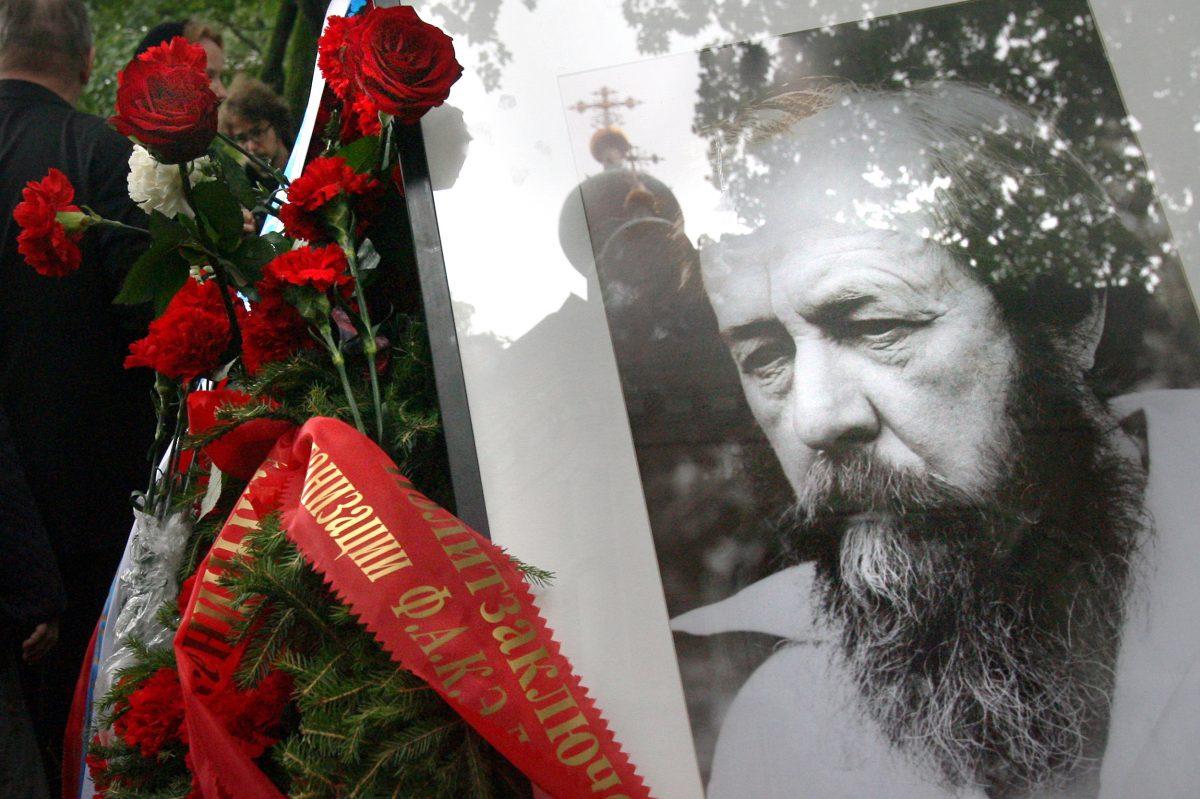 Roses at the gravesite of Russian author and dissident Aleksandr Solzhenitsyn in Moscow on Aug. 6, 2008. (Natalia Kolesnikova/AFP/Getty Images)