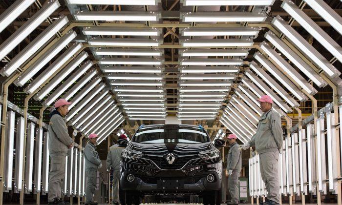 Renault Digs in on Plan to Name Board Member at Partner Nissan