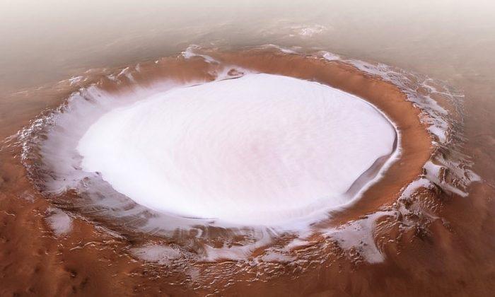 Space Camera Snaps Stunning ‘Winter Wonderland’ Photos of Giant Ice Crater on Mars