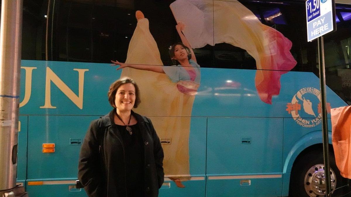 Reporter Says Shen Yun Draws Upon Universal Themes
