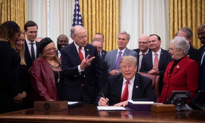 Videos of the Day: Trump Signs Criminal Justice Reform Law