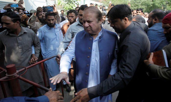 Pakistan’s Ex-Prime Minister Sharif Sentenced to 7 Years in Corruption Case