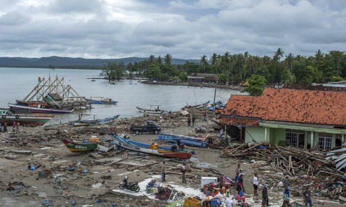 Indonesia Tsunami Death Toll Rises as Scientists Look for Answers