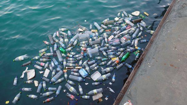 Plastic drinks bottles and other plastic waste are seen floating in the sea in this undated photo. (MonicaVolpin/Pixabay.com)