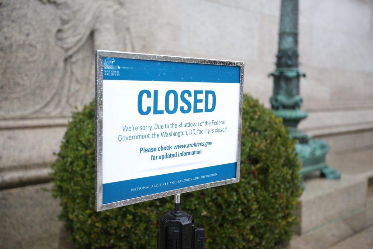 A closed sign in front of the National Archives Museum in Washington on Dec. 28, 2018, during the partial government shutdown. (Holly Kellum/NTD)