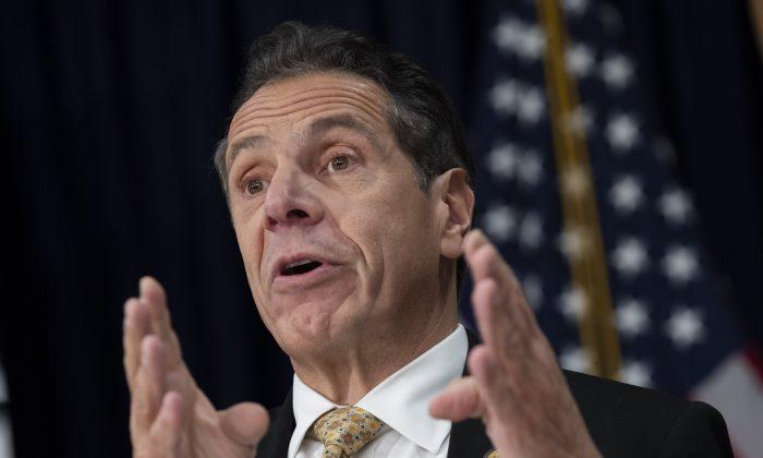 NY Governor Signs Bill Letting Congress Get Trump’s State Tax Returns