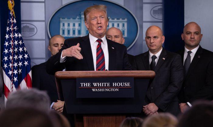 Trump Meets Press, Asks Border Patrol to Explain Need for Wall