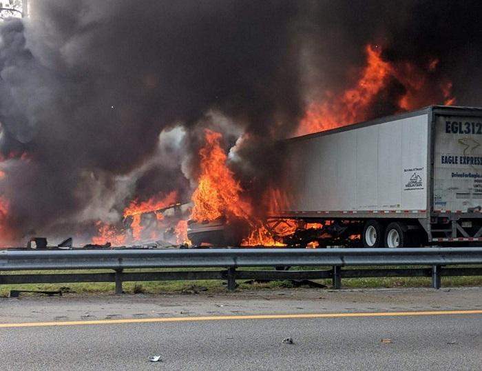 Flames engulf vehicles after a fiery crash along Interstate 75, on Jan. 3, 2019. (WGFL-Gainesville via AP)