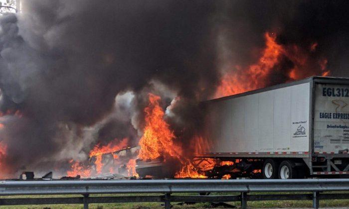 Death Toll in Florida Highway Crash Rises to 7, Including ‘Several Children’