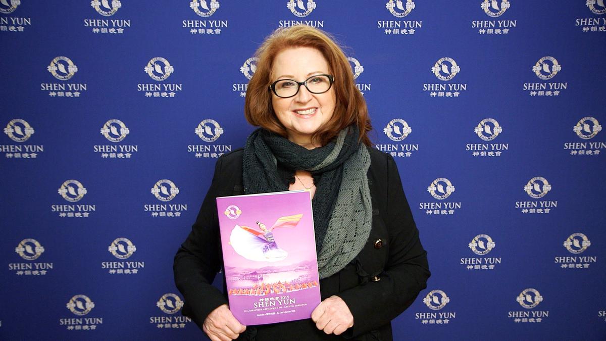 ‘It’s balm for the heart’, Singer-Songwriter Laurence Jalbert Says of Shen Yun