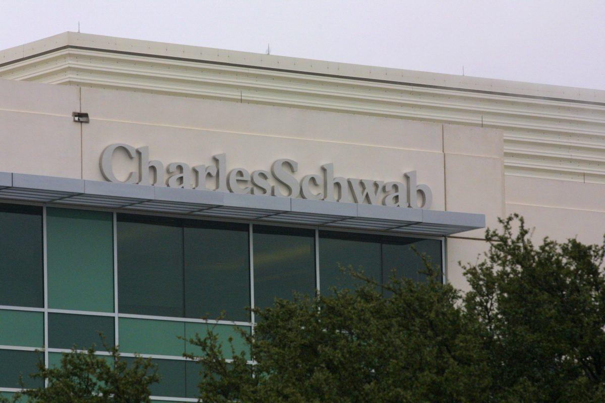Charles Schwab building in Austin, Texas on Jan. 12, 2001. (Joe Raedle/Newsmakers)