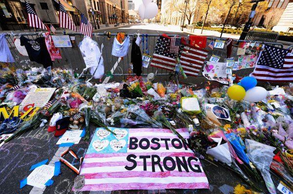 A makeshift memorial for victims of the 2013 Boston Marathon bombing in Boston, on April 21, 2013. (Kevork Djansezian/Getty Images)