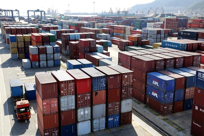 Shipping containers in Lianyungang, Jiangsu province, China on Sept. 8, 2018. (Stringer/Reuters)