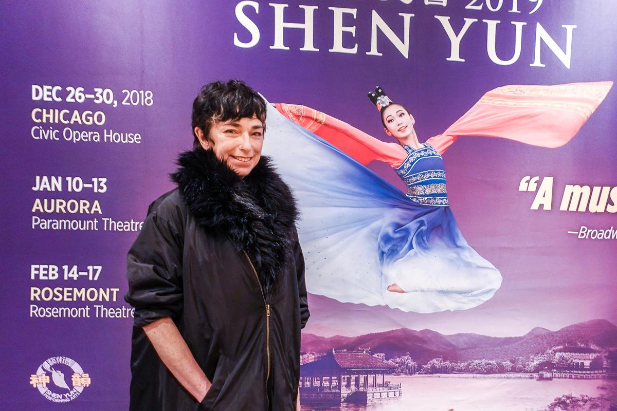 Shen Yun Paints a Robust Picture of Core Values for Chicago Artist