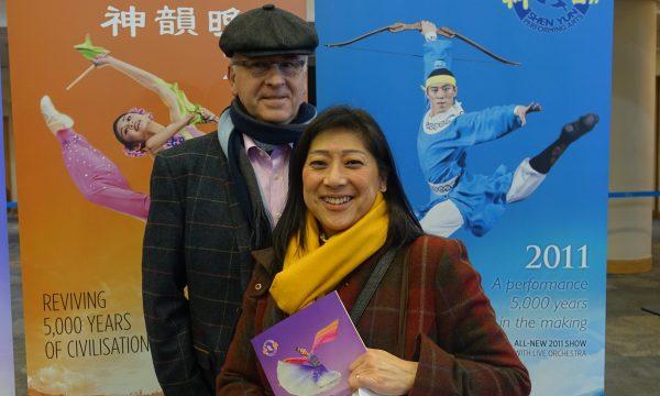 Salu Fellows (front) enjoyed Shen Yun Performing Arts at the ICC Birmingham on Jan. 12, 2019. (Jane Gray/The Epoch Times)