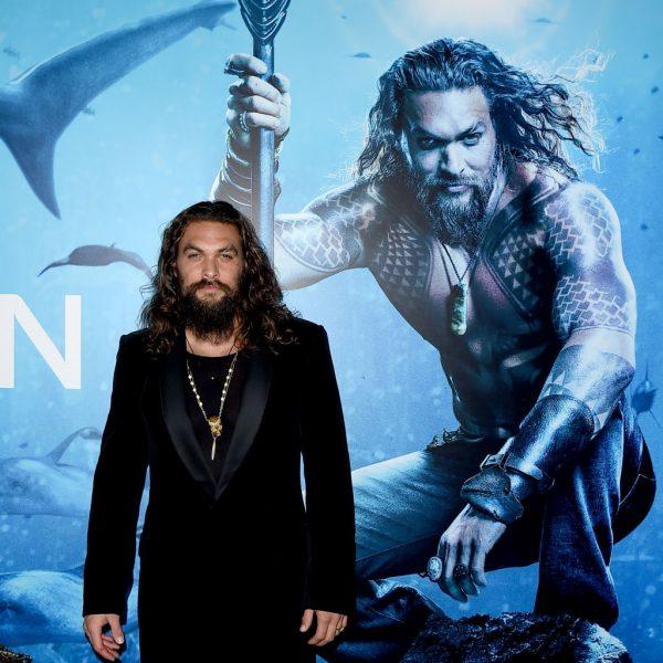 From Baywatch to billion-dollar movie (©Getty Images | <a href="https://www.gettyimages.com/detail/news-photo/jason-momoa-attends-the-premiere-of-warner-bros-pictures-news-photo/1081794968">Kevin Winter</a>)