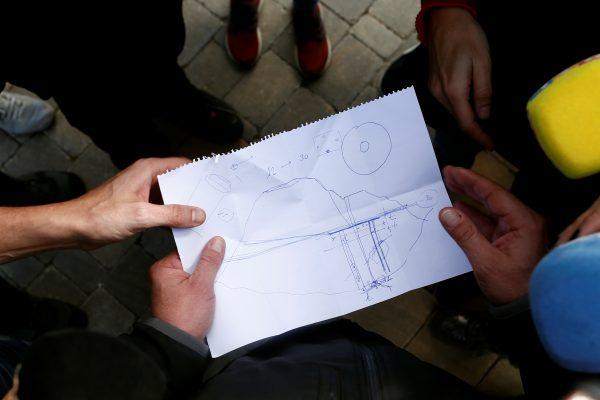 A drawing showing the area where Julen, a 2-year-old boy, fell into a deep well when the family was taking a stroll through a private estate in Totalan, southern Spain. Pictured on Jan. 17, 2019. (Reuters/Jon Nazca)