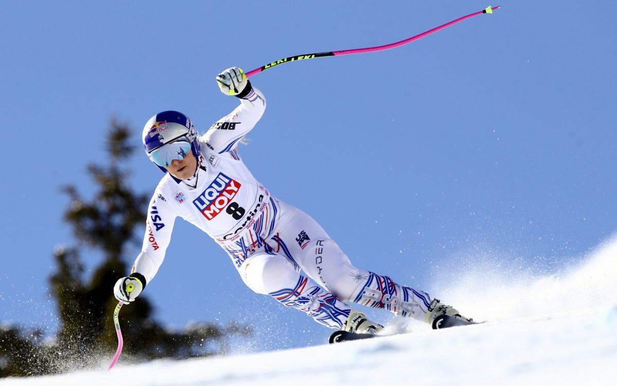 United States' Lindsey Vonn speeds down the course during an alpine ski, women's World Cup super-G in Cortina D'Ampezzo, Italy, on Jan. 20, 2019. (Marco Trovati/AP)