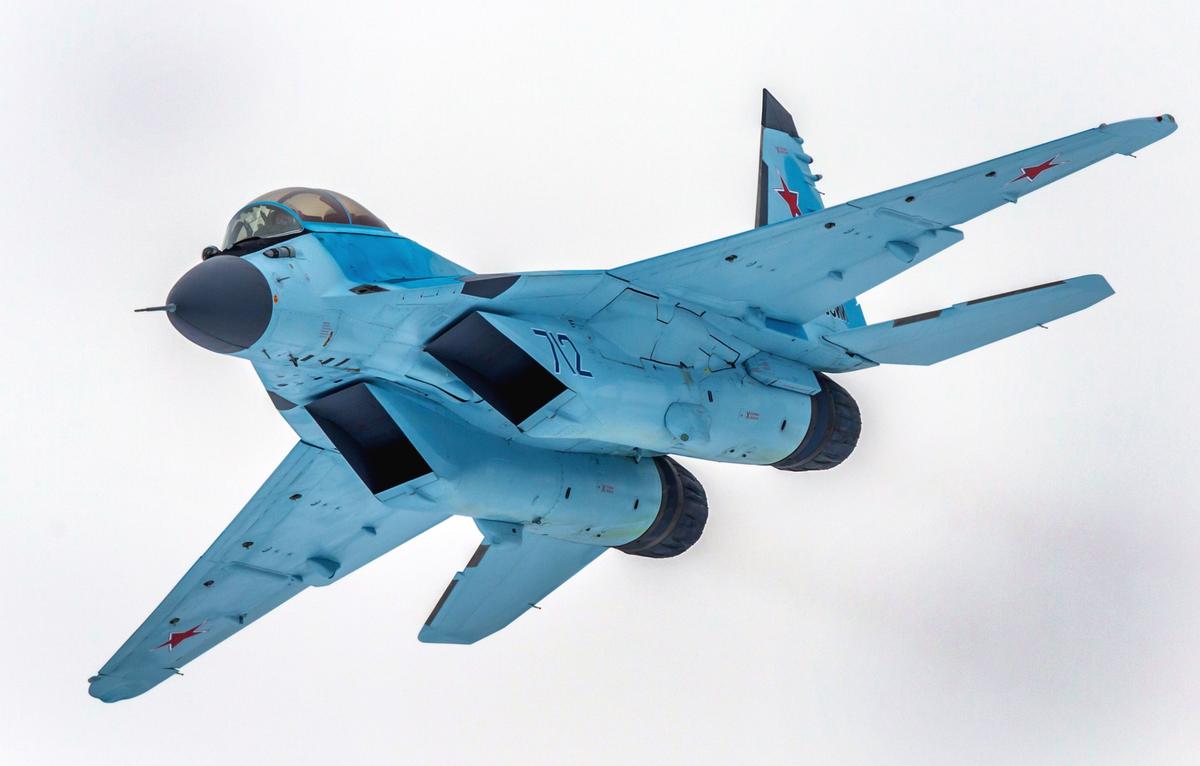 Russian, Belarusian Fighter Jets Jointly Patrol Belarus Border