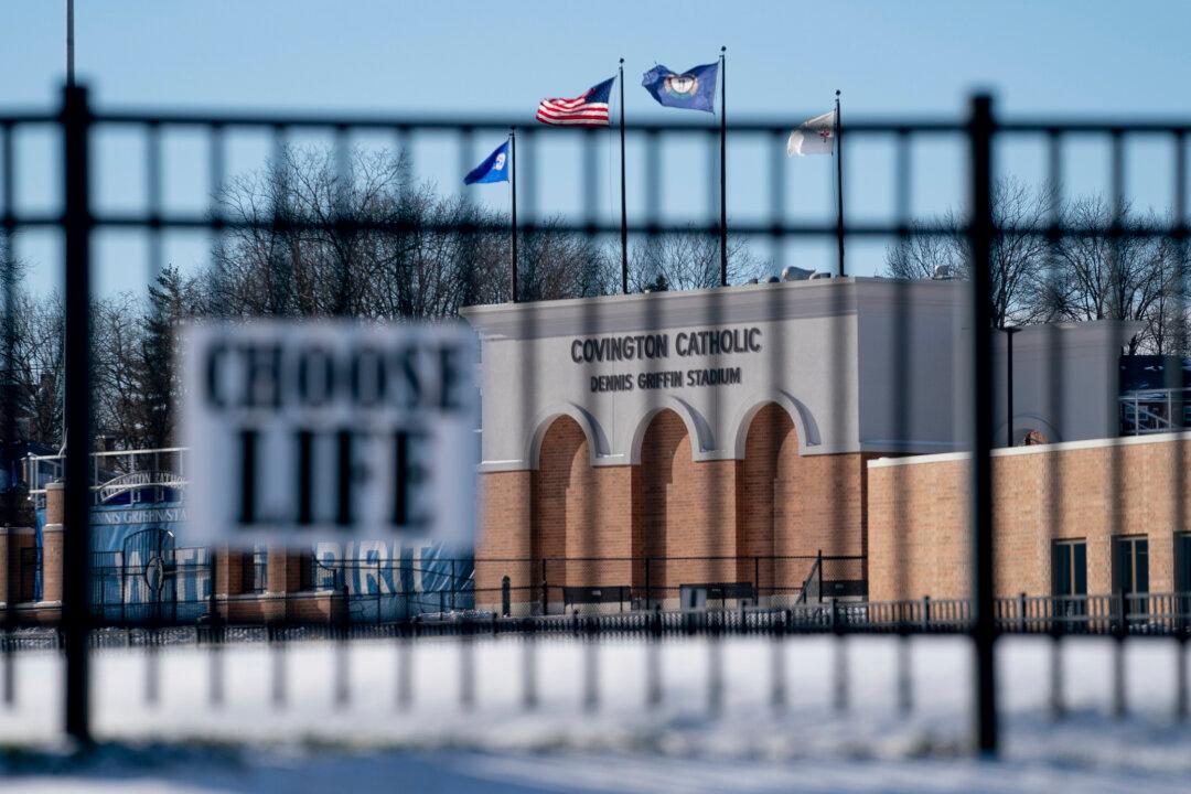 Kentucky School Closes After Student and Native American Encounter Goes Viral