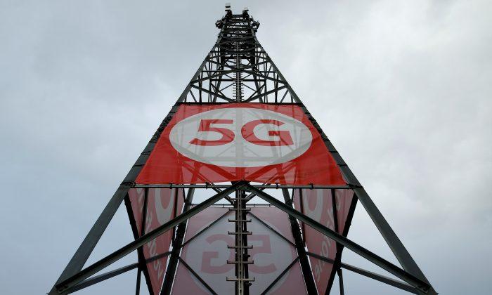 US Military Warns China’s 5G May Interfere With US Weapon Systems
