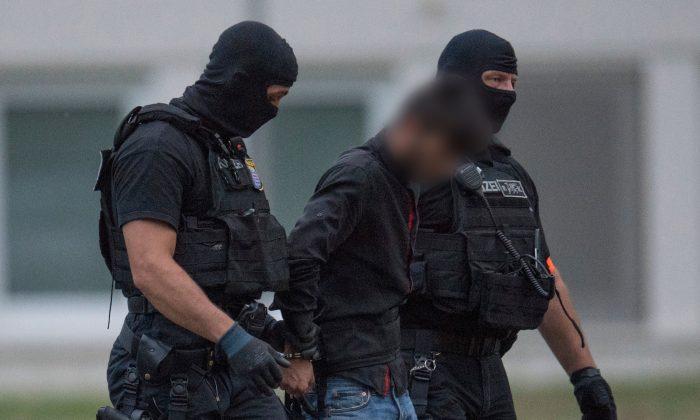 Ten Men Detained Near Frankfurt on Suspicion of Islamist Attack Plot
