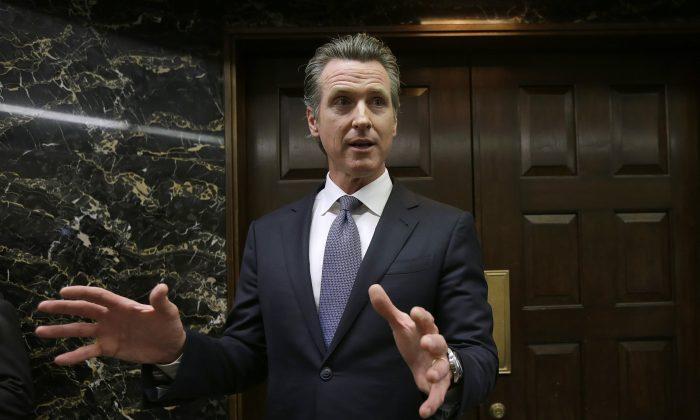 California Set to Give Full Health Care Benefits to Low Income Illegal Immigrants