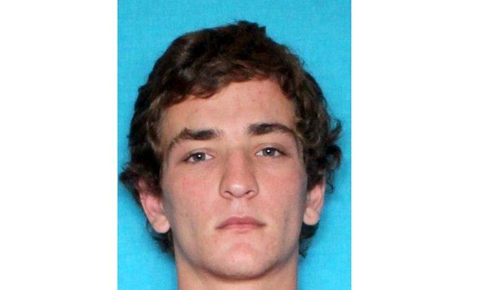 Louisiana Shootings Leave 5 Dead; Suspect at Large