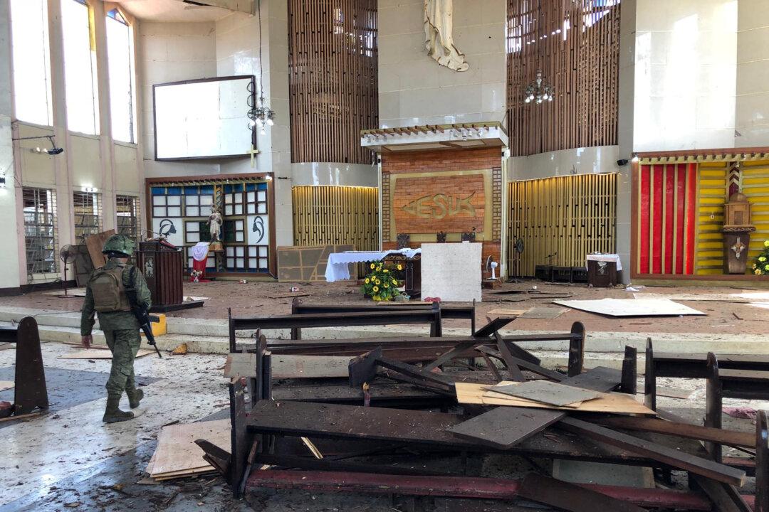 5 Abu Sayyaf Members Surrender Over Philippine Church Bombing