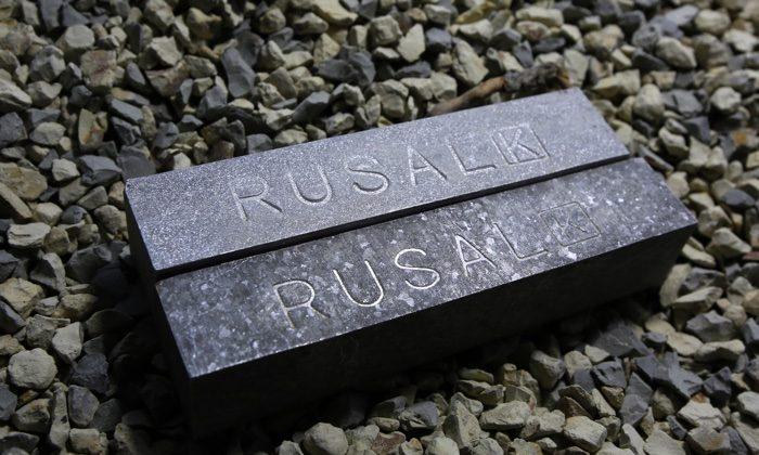 Stocks of Russian Aluminum Giant Rusal Fall Amid Fears of Over Sanctions