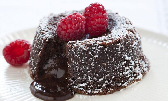 Make an Intense and Buttery Molten Chocolate Cake at Home