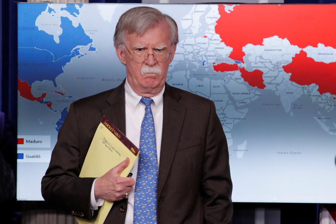 Bolton’s Notes Raise Questions on Military Plans in Venezuela