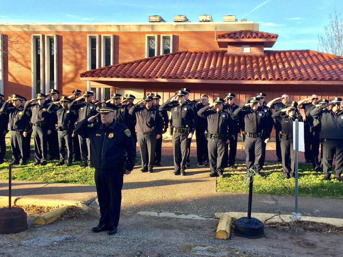 Officer salute outside the prison during the execution of Robert Jennings on Jan. 30, 2019. (Houston Police Department)