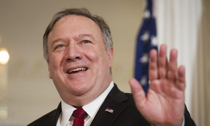 Pompeo Wins Fans in China Despite Heightened Attacks by State Media
