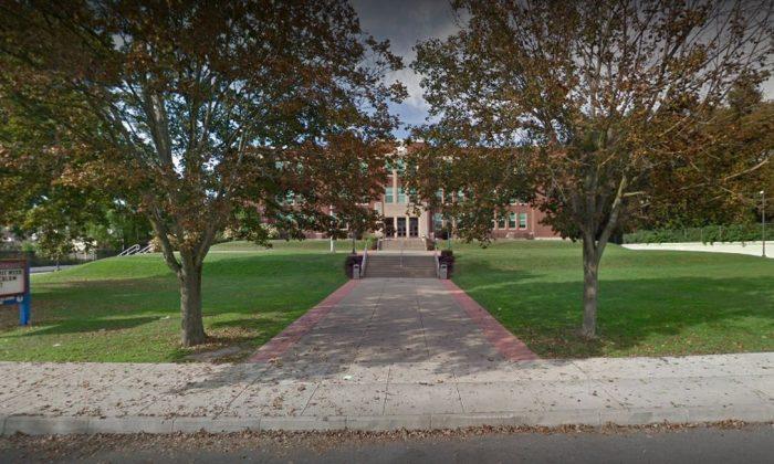 Alleged School Strip-Searches of Four Teen School Prompt Police Investigation: Reports