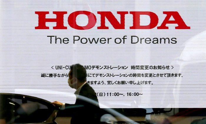 Honda’s Profit Drops on Incentives, Currencies, Flat Sales