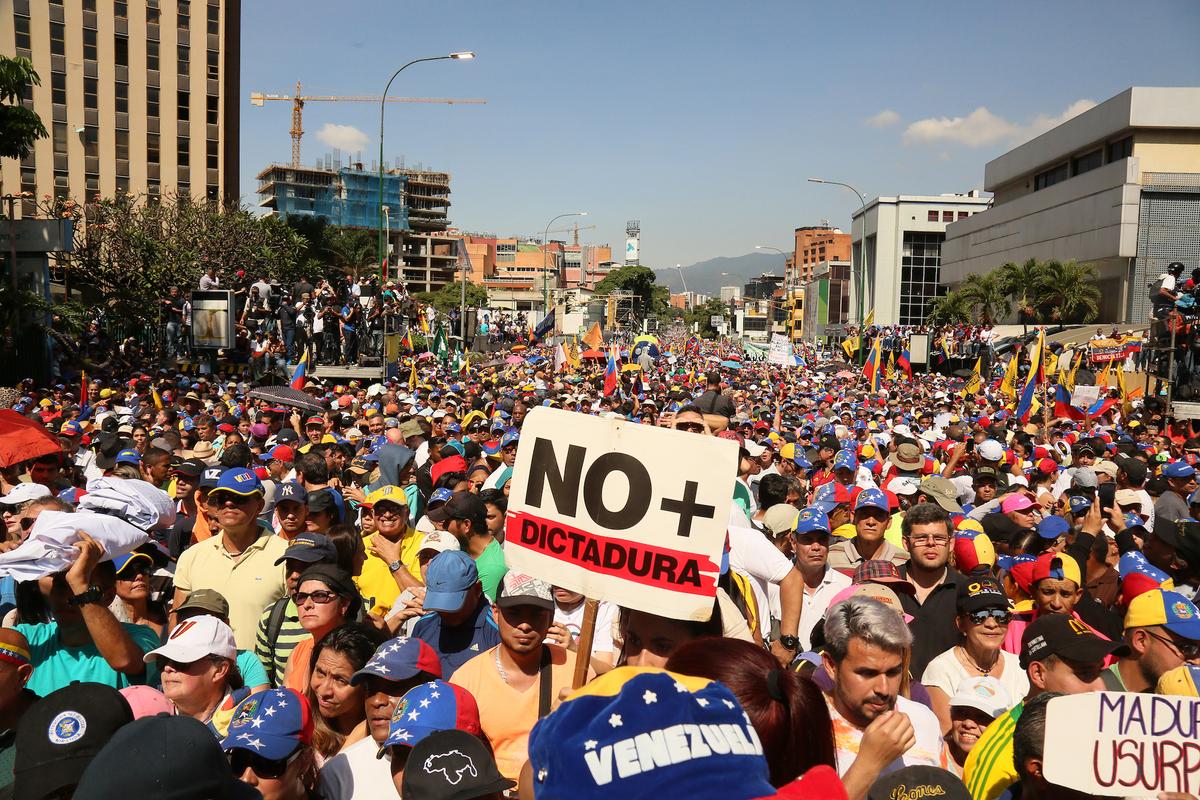 Demonstrators protest against the government of Nicolas Maduro on the main avenue of Las Mercedes, municipality of Baruta in Caracas, Venezuela, on Feb. 2, 2019. (Edilzon Gamez/Getty Images)