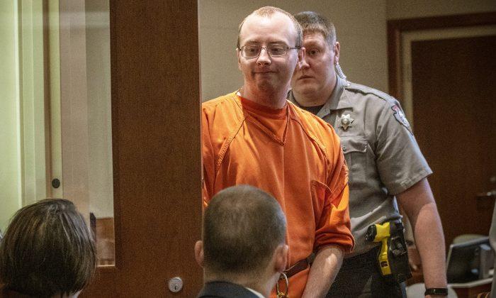 Father of Jayme Closs Kidnapper Apologizes for Abduction After Telling Son 'I Love You'