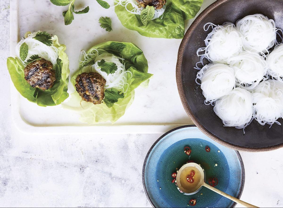 Curry-Scented Grilled Beef Lettuce Wraps