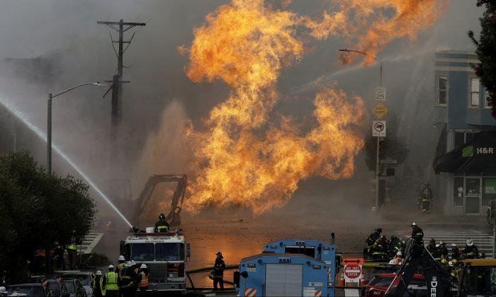 San Francisco Gas Explosion Shoots Fire That Burns Buildings