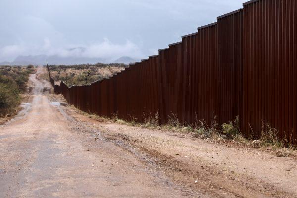 The border wall between the U.S. and Mexico just east of Sasabe, Arizona, on Dec. 7, 2018. (Charlotte Cuthbertson/The Epoch Times)