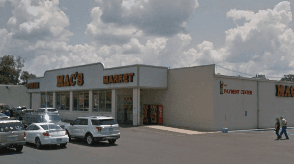 A Mac's Market grocery store in El Dorado, Arkansas (Screenshot/Googlemaps)